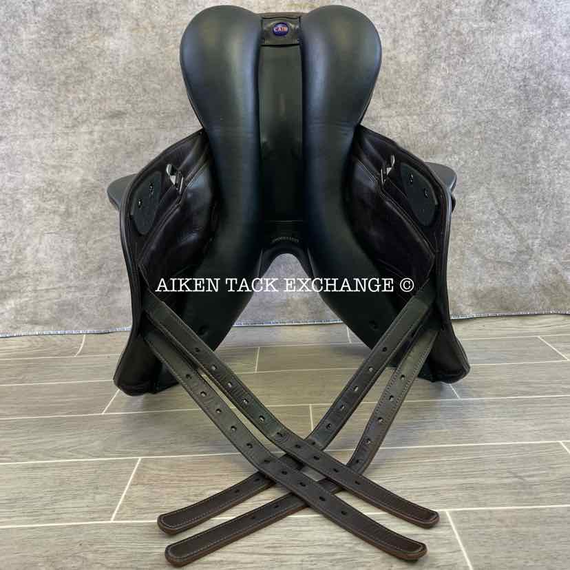 **SOLD** 2018 Bates Advanta Monoflap Jump Saddle, 17" Seat, Adjustable Changeable Gullet