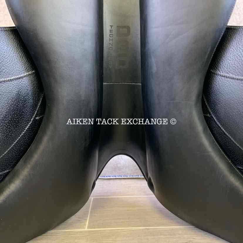 2016 Devoucoux Makila Lab Monoflap Dressage Saddle, 18" Seat, 3A Flap, Medium Wide Tree, Foam D3D Panels, Buffalo Leather