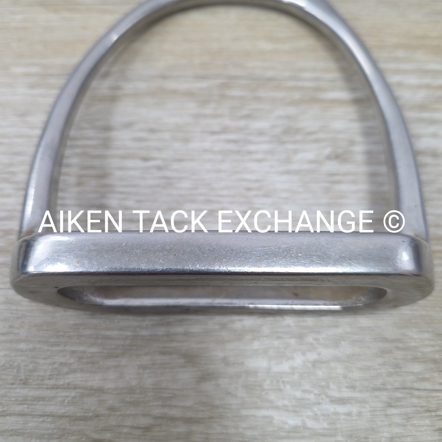 Courbette Lemetex Offset Stirrup Irons, 4"