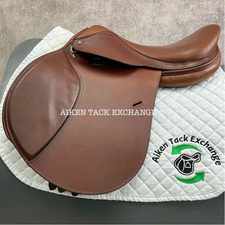 2013 Barnsby Aurora Close Contact Jump Saddle, 18" Seat, Medium Wide Tree, Foam Panels