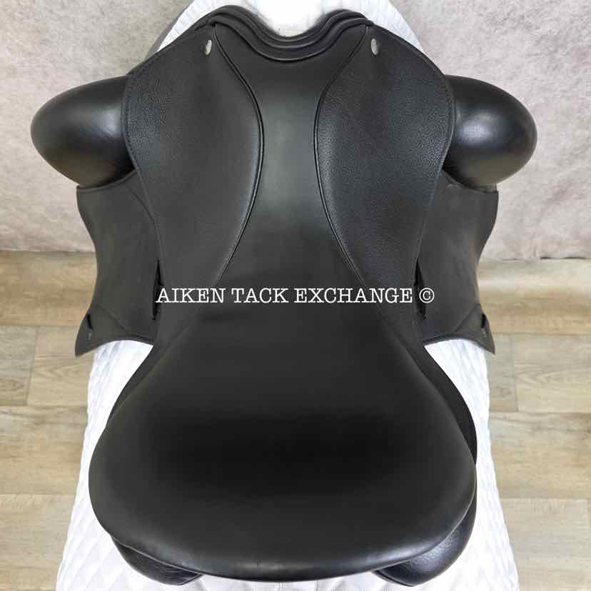 **SOLD** 2018 Custom Saddlery Icon Coda W Monoflap Dressage Saddle, 17.5" Seat, Adjustable Tree, Wool Flocked Panels
