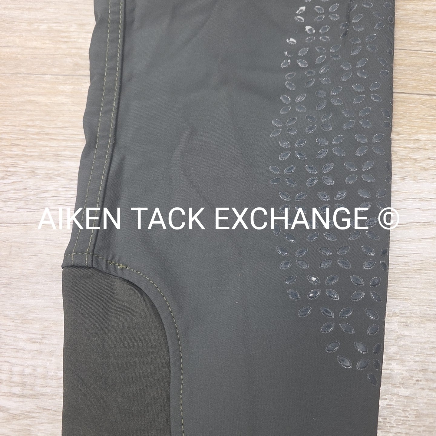 BARGAIN BUNDLE: 2 Pair Ovation Aqua X Silicone Grip Knee Patch Breeches, 28 & 30