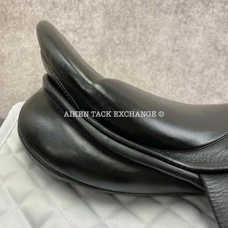 **SOLD** 2013 Stubben D Genesis Dressage Saddle, 18" Seat with Biomex, 31 cm Tree - MW/W, Wool Flocked Panels