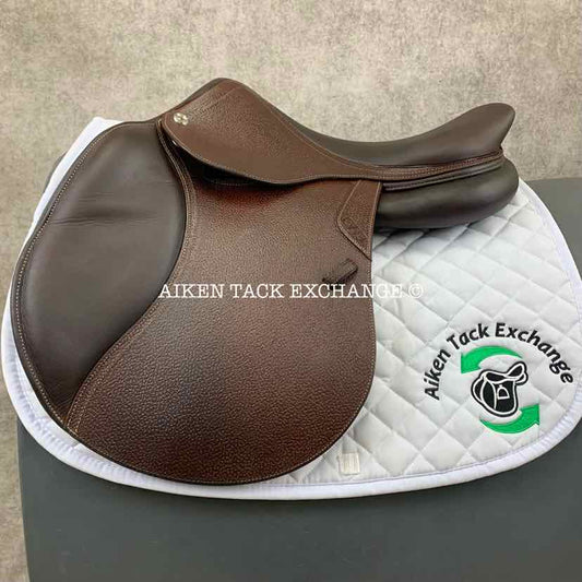 2022 CWD SE01 Close Contact Jump Saddle, 17.5" Seat, 3L Flap, Medium Tree, Foam Panels