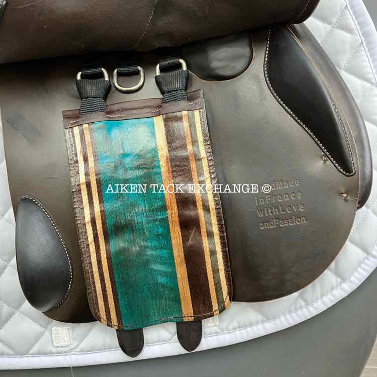 2014 Voltaire Palm Beach Close Contact Jump Saddle, 17" Seat, 1 Flap, Medium Wide Tree, FIN Panels