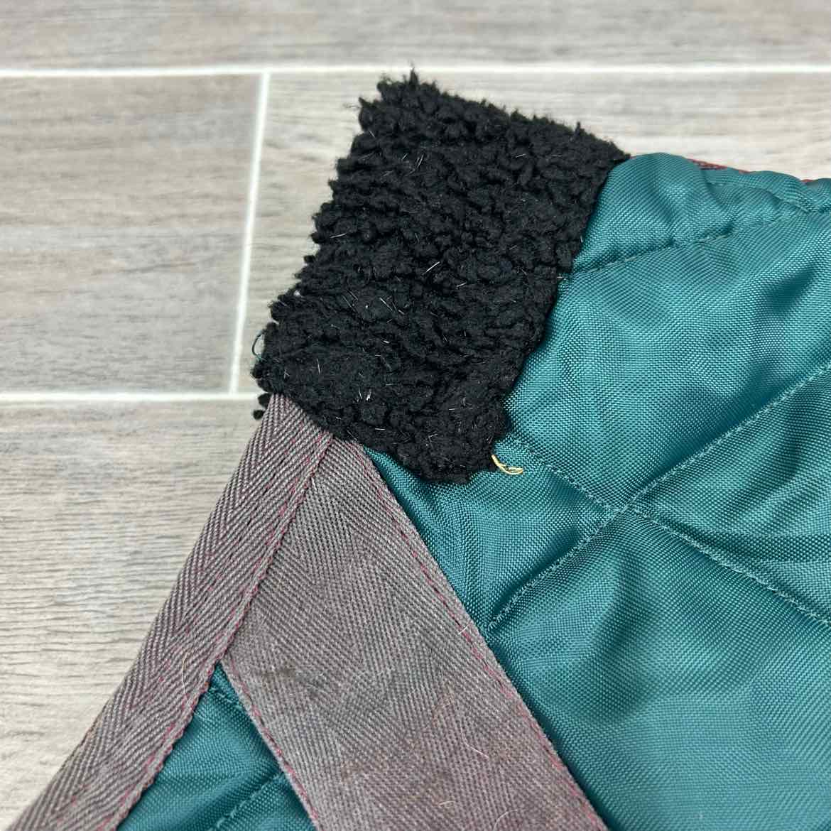 Stable Blanket, 84'