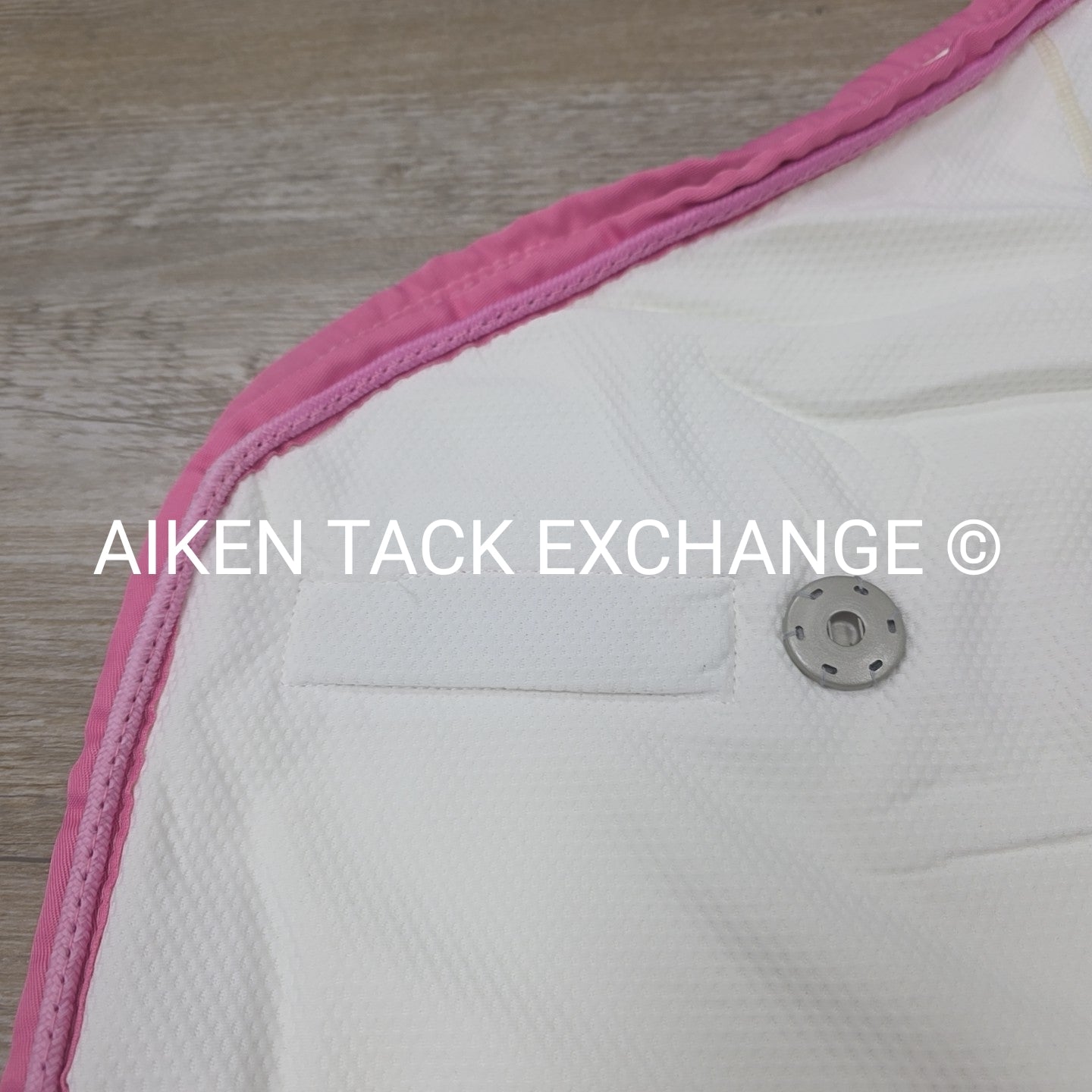 Fenwick Equestrian Pop Star Dress Sheet Sporty Cooler, 68"