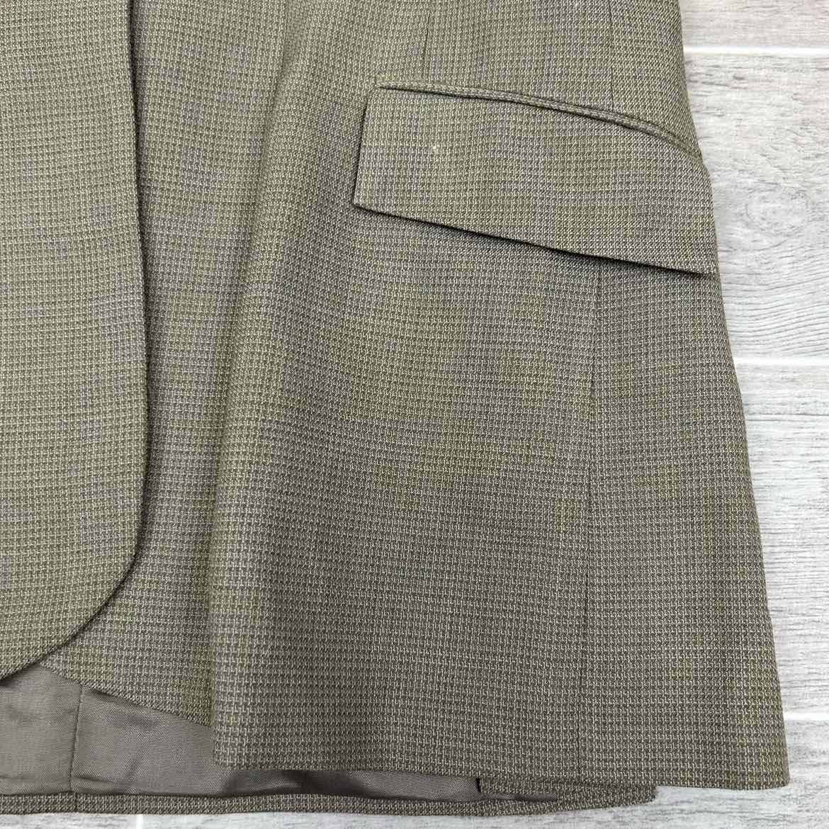 Van Teal Hunt Coat, Size 14