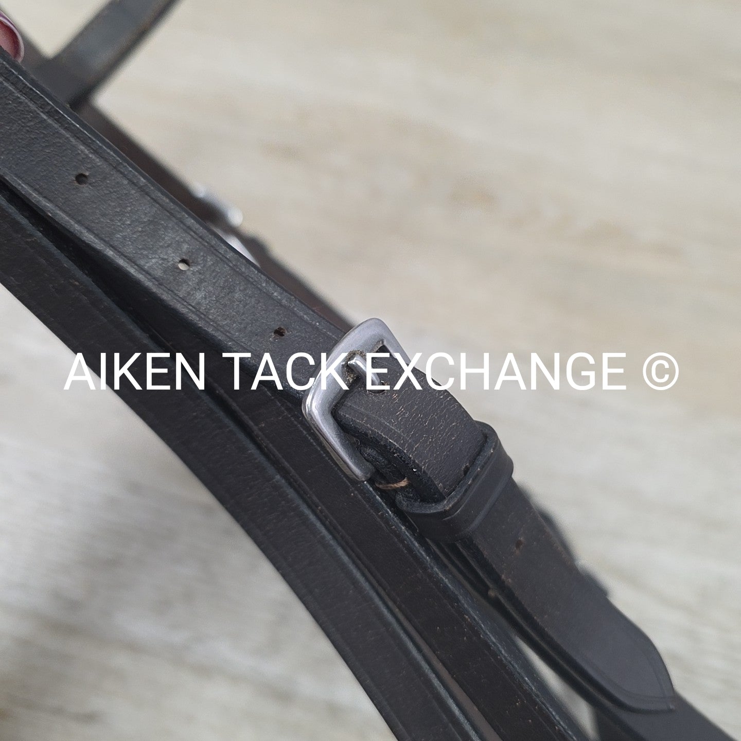 English Bridle with Clincher Noseband, No Flash Strap, No Reins, Brown, Size Cob