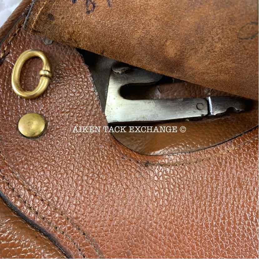 Regency Close Contact Jump Saddle, 17.5" Seat, Medium Wide Tree, Foam Panels