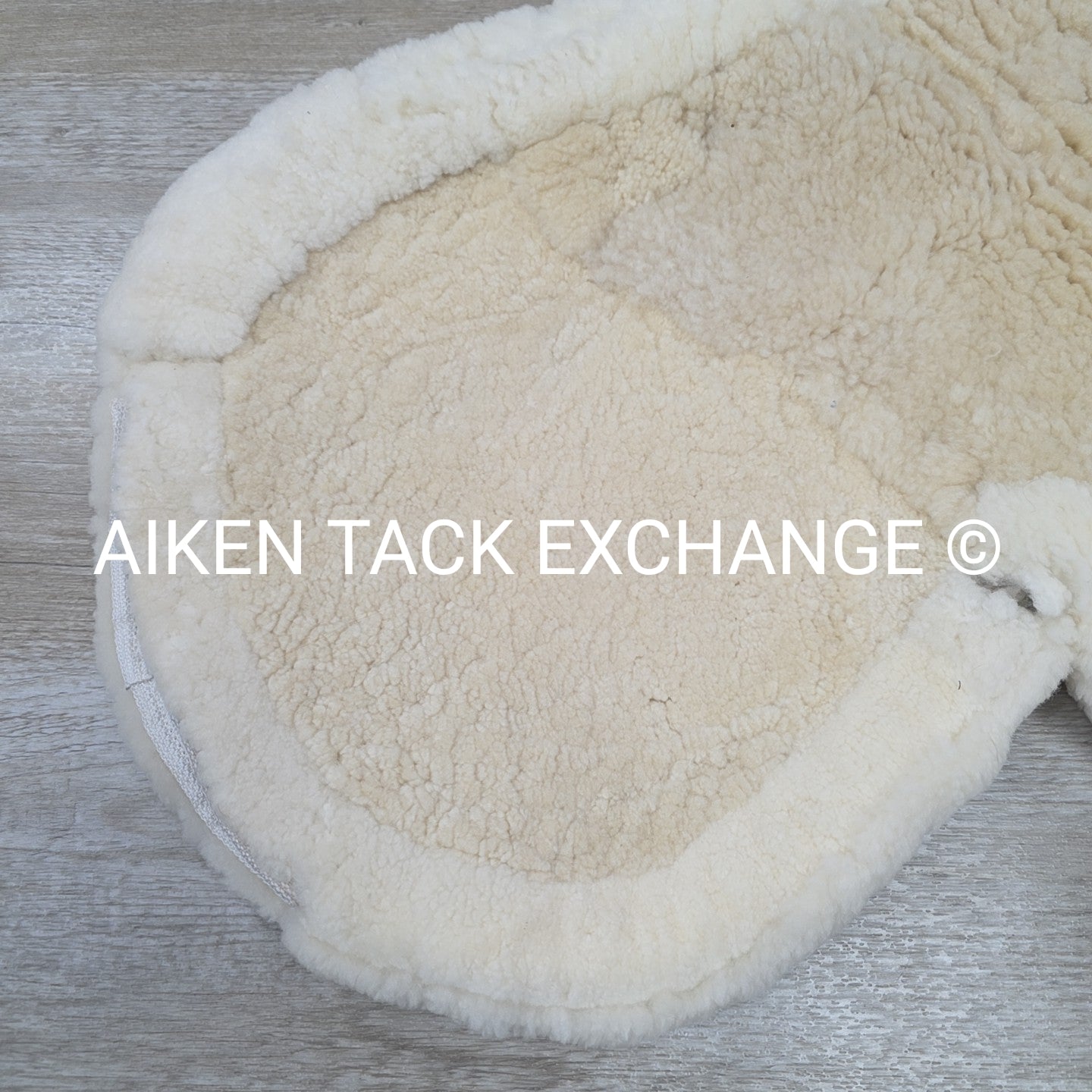Fleeceworks Field Hunter / Fox Hunter Pad with Front Roll & Full Trim