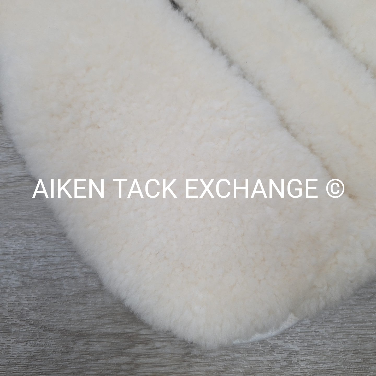 Fleeceworks FXK Sheepskin Half Pad w/ Plain Edge