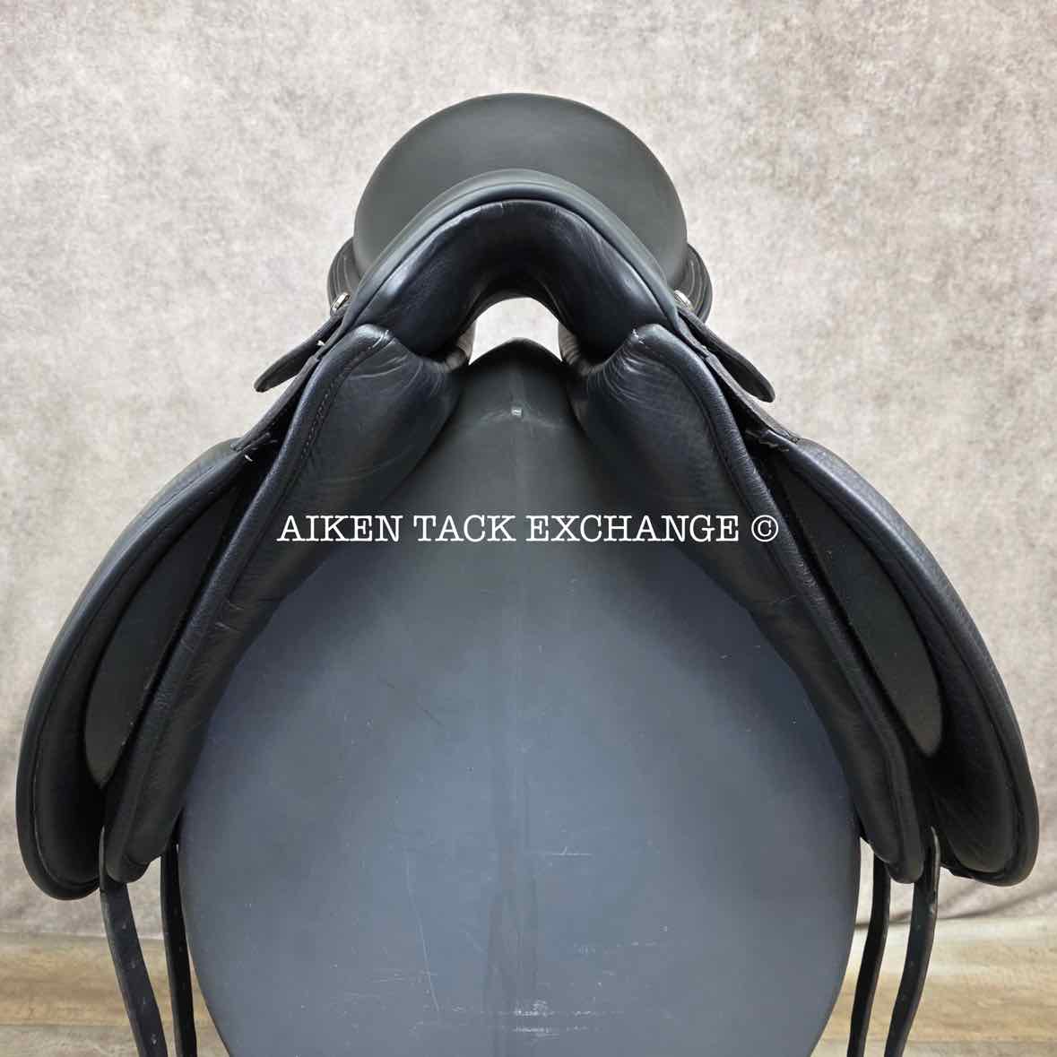 2016 Ovation Salinero II Dressage Saddle, 16.5" Seat, Adjustable Tree - XCH Changeable Gullet, Wool Flocked Panels