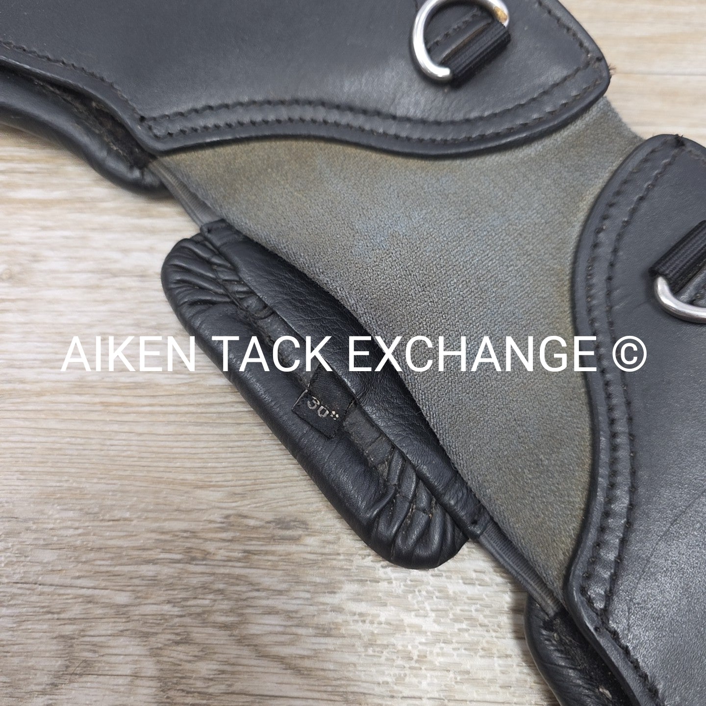 Total Saddle Fit StretchTec Shoulder Relief Dressage Girth 30"