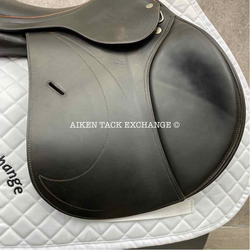 2007 Equipe Expression Close Contact Jump Saddle, 17" Seat, Extra Wide Tree, Foam Panels