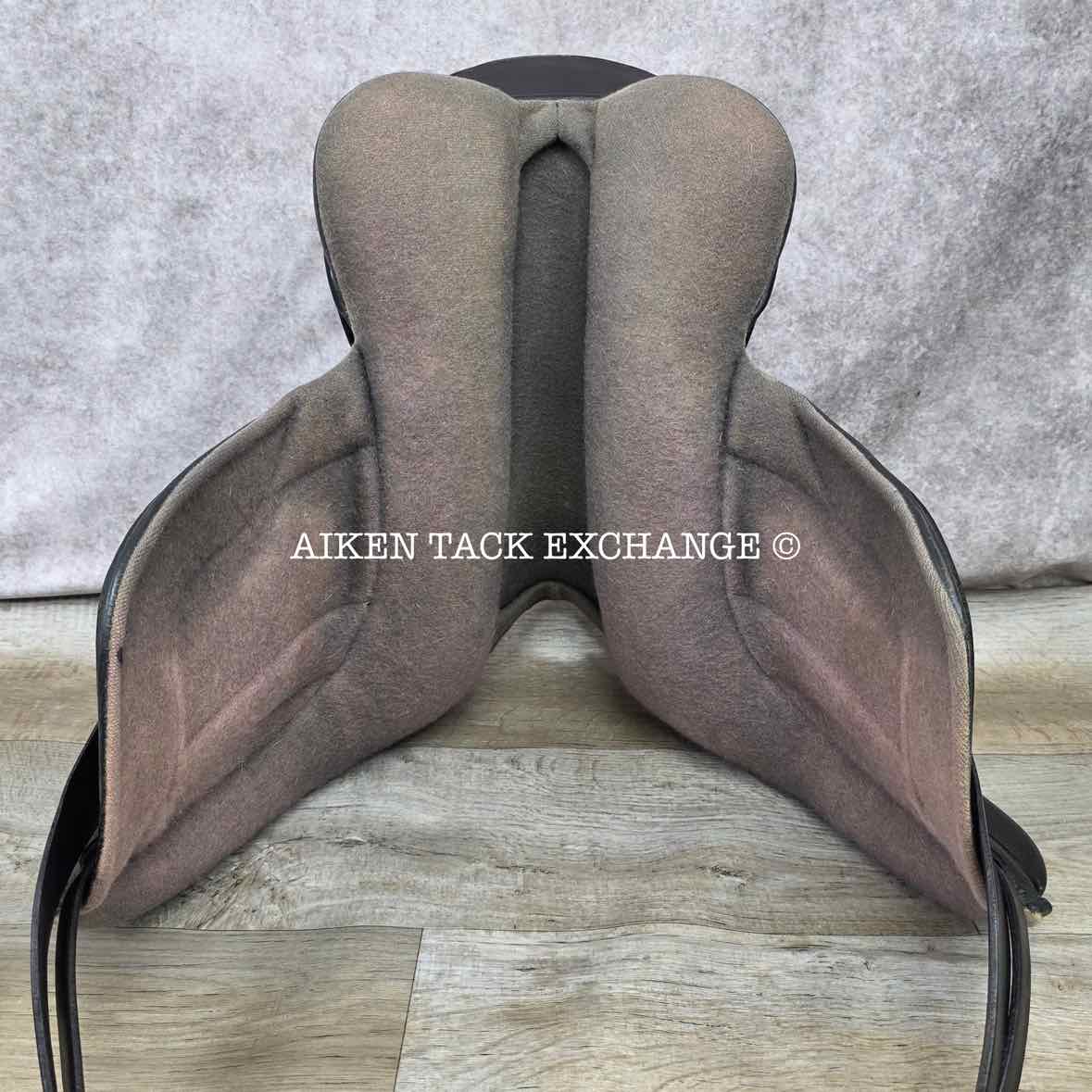 2011 Black Country Vinici Monoflap Dressage Saddle, 17.5" Seat, Medium Wide Tree, Wool Flocked Serge Panels