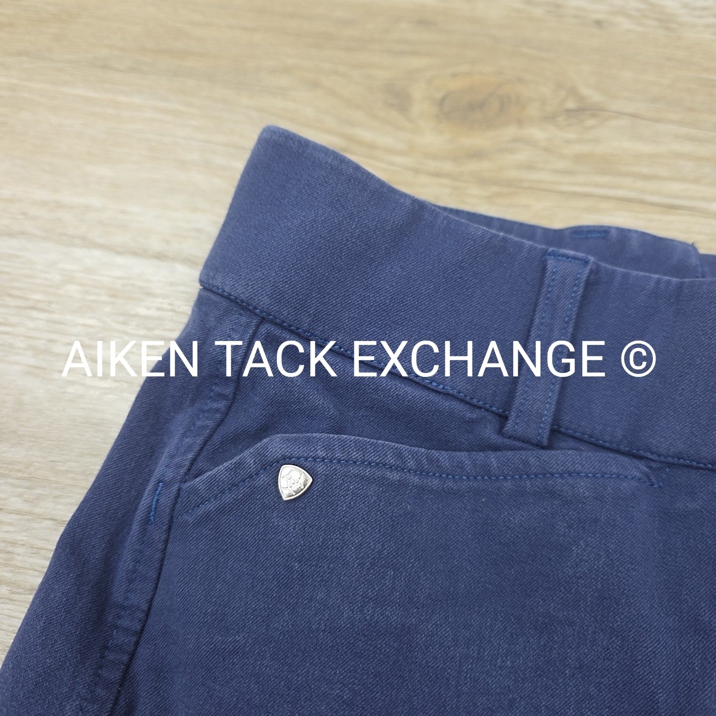 Ariat Heritage Knee Patch Breeches, Size 26 R