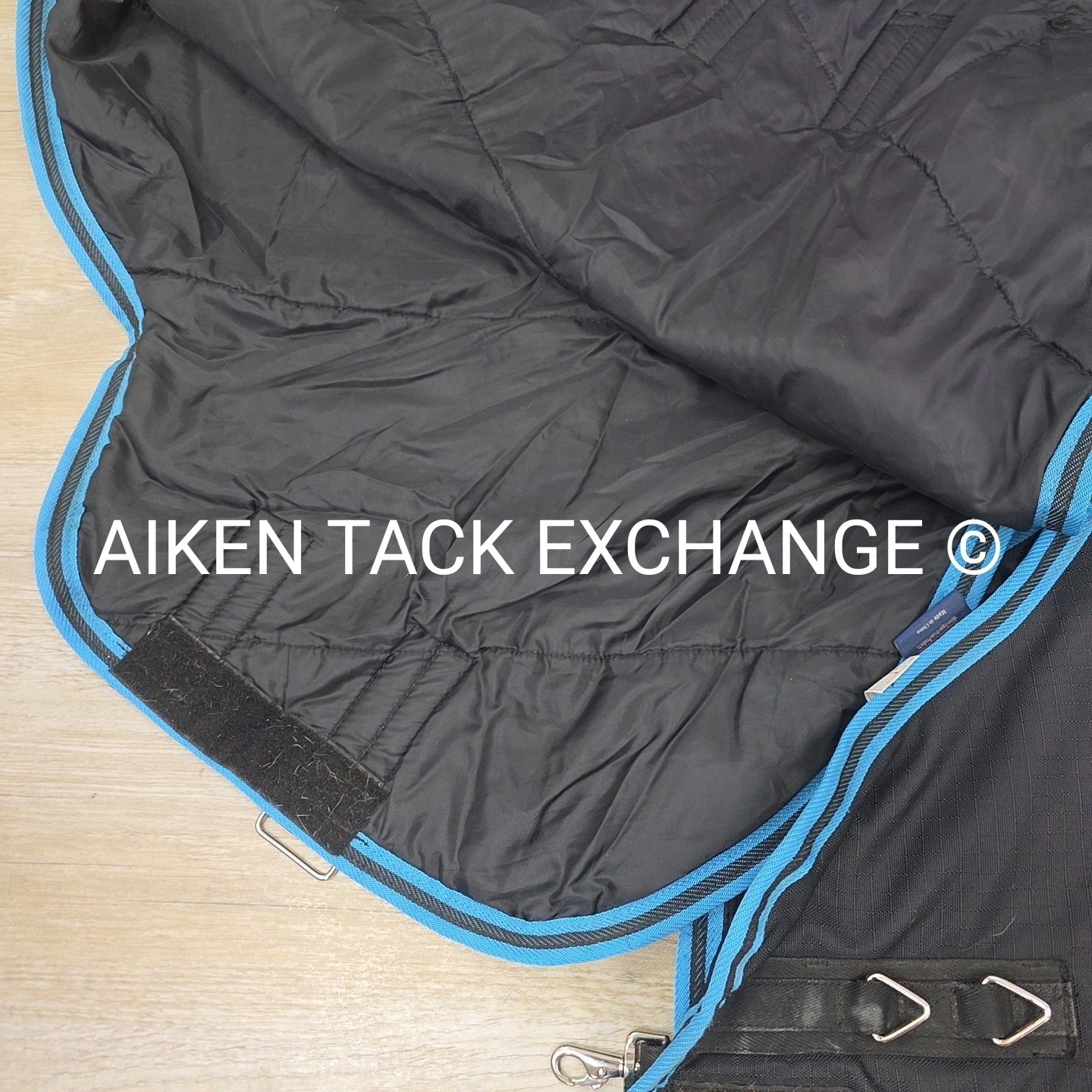 Shires Highlander 300 G Fill Turnout Blanket w/ Neck, 75"
