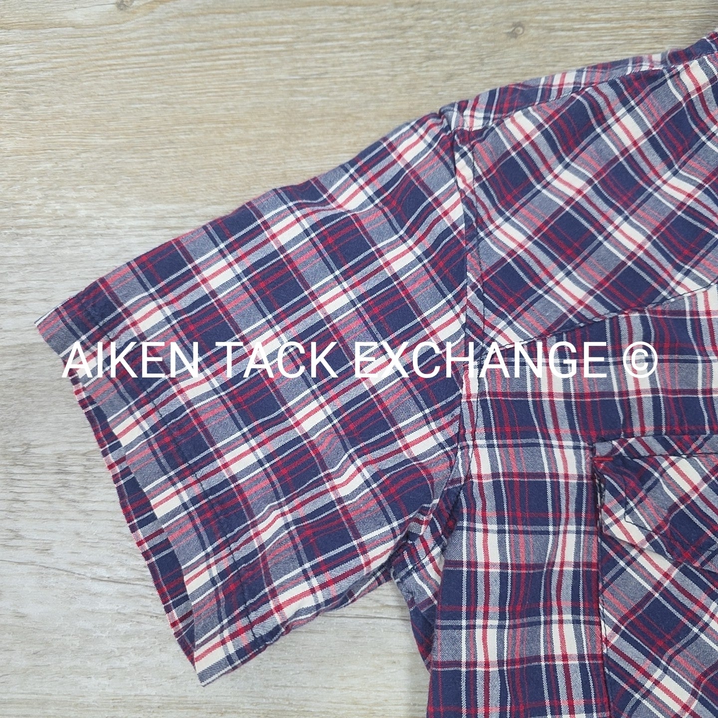 GAP Short Sleeve Button Up Shirt, Size Medium