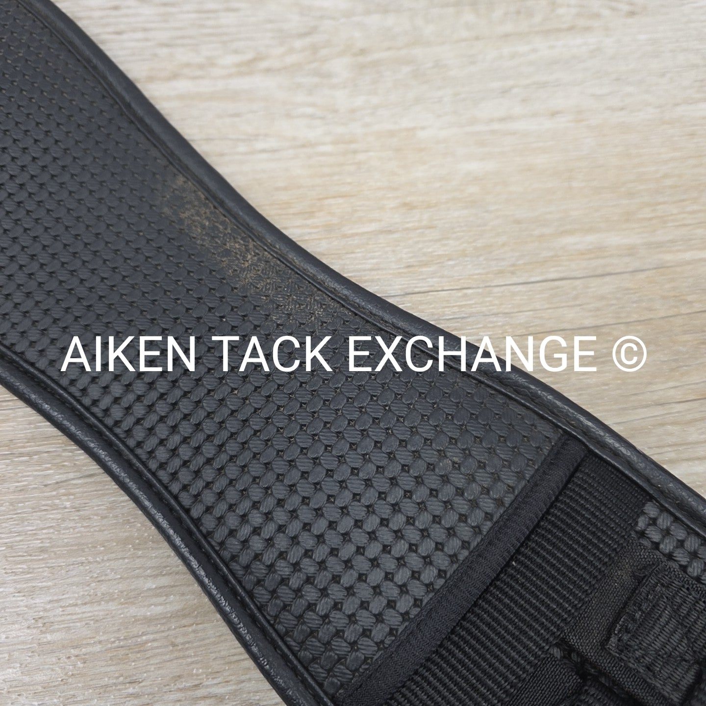 Ovation Airform Dressage Chafeless Girth, Black, 28"