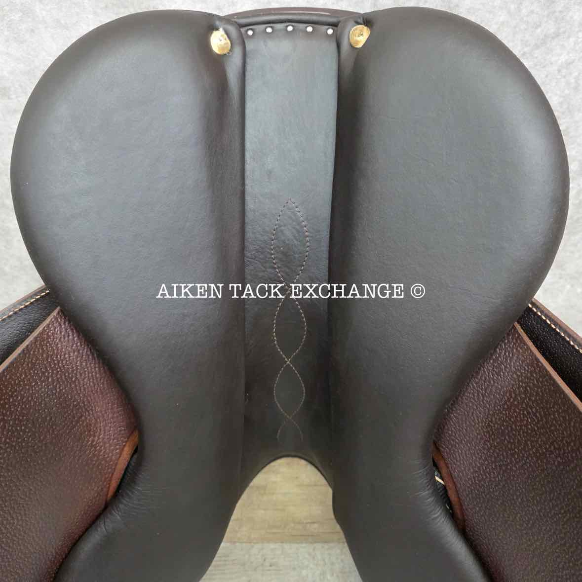 **SOLD** 2018 Antares Contact Jump Saddle, 16.5" Seat, 2D Flap, Medium Wide Tree