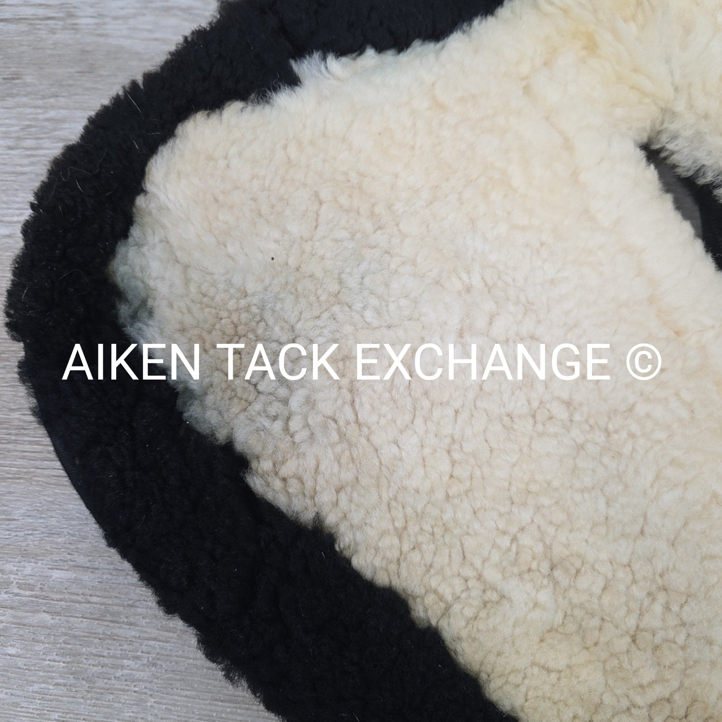Ovation Sheepskin Wither Relief Half Pad