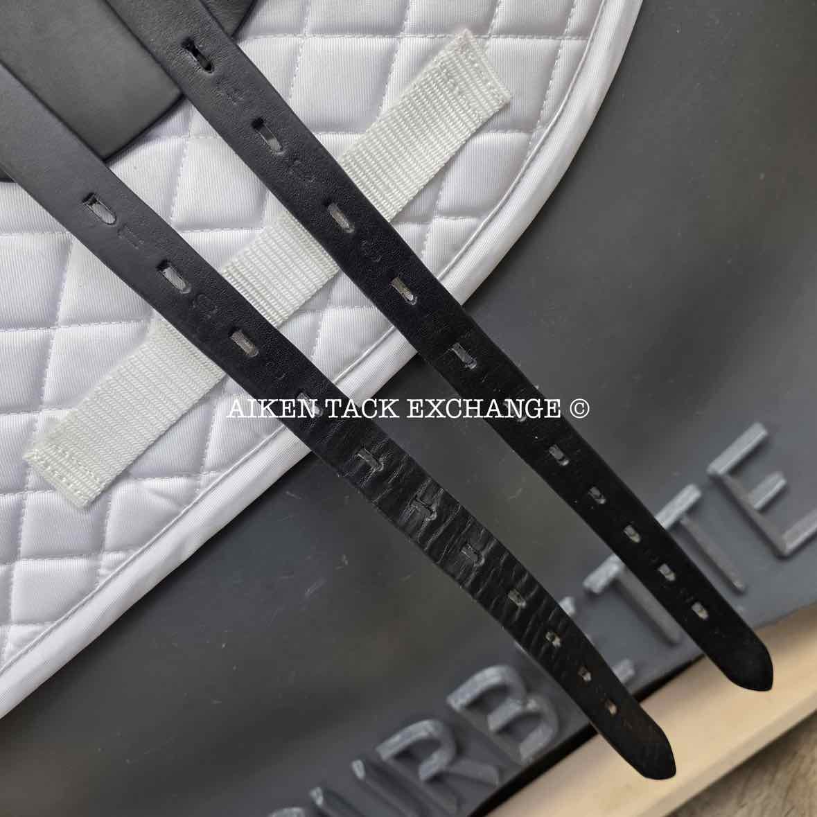 **SOLD** 2019 Fairfax Classic Cupped Flap Dressage Saddle, 17" Seat, Adjustable Tree - Changeable Gullet, Wool Flocked Panels