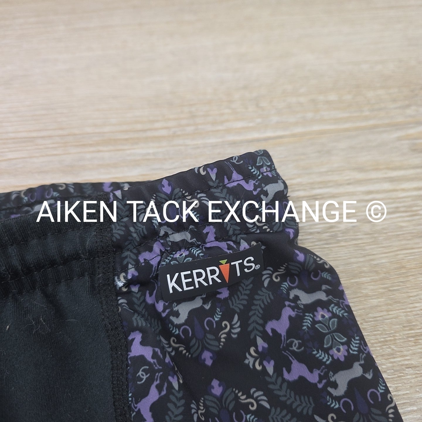 Kerrtis Knee Patch Tights, Size Large