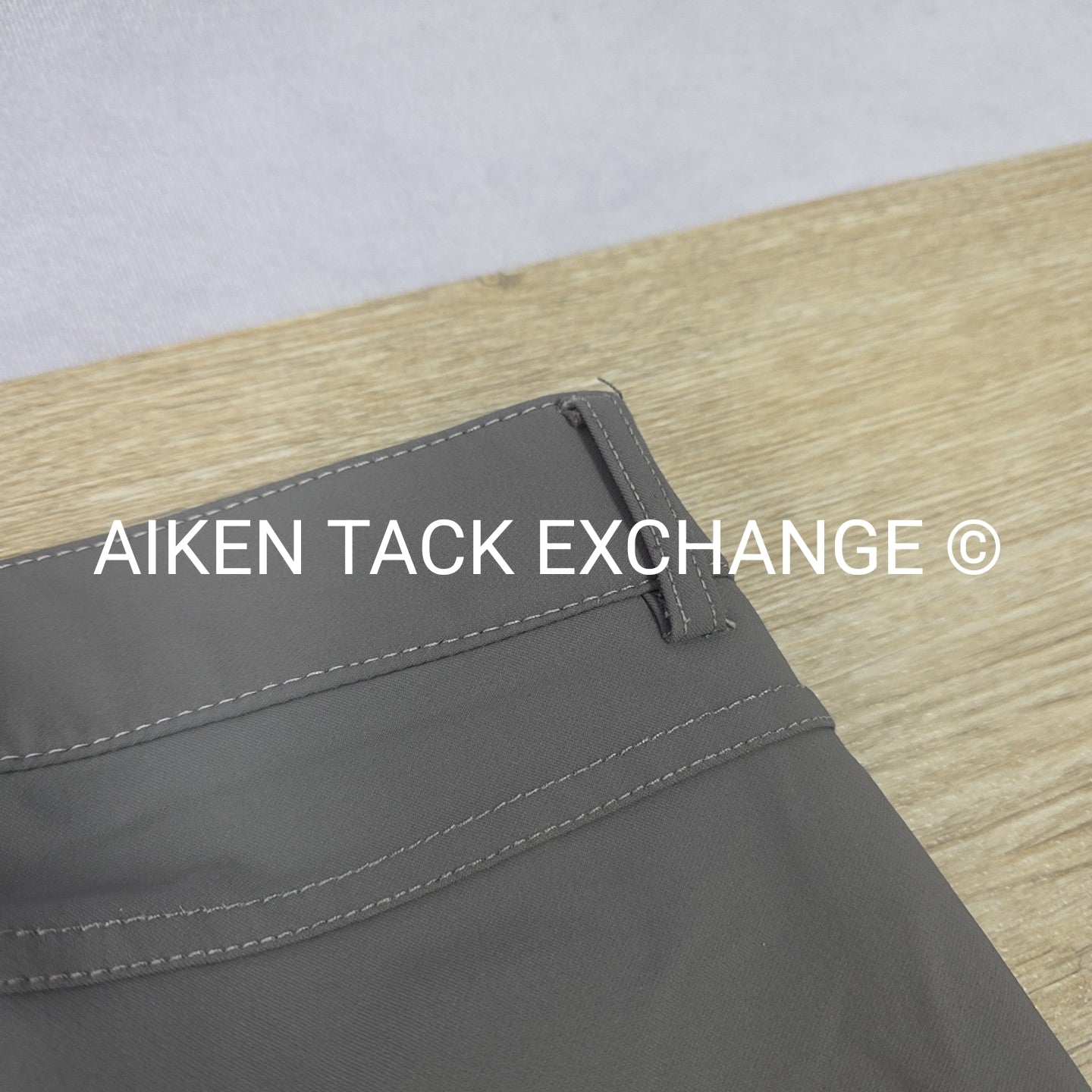 Ovation Aqua X Silicone Grip Full Seat Breeches, Size 28 R