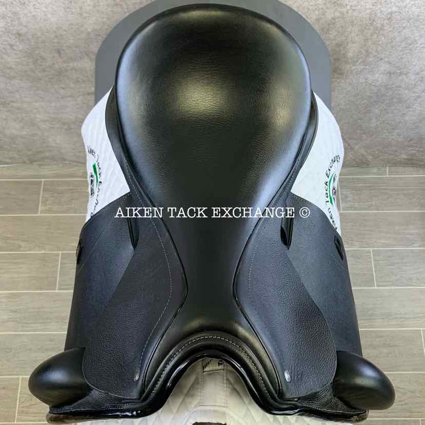 **SOLD** 2018 Custom Saddlery Advantage Monoflap Dressage Saddle, 18" Seat, Adjustable Tree, Wool Flocked Pony Panels