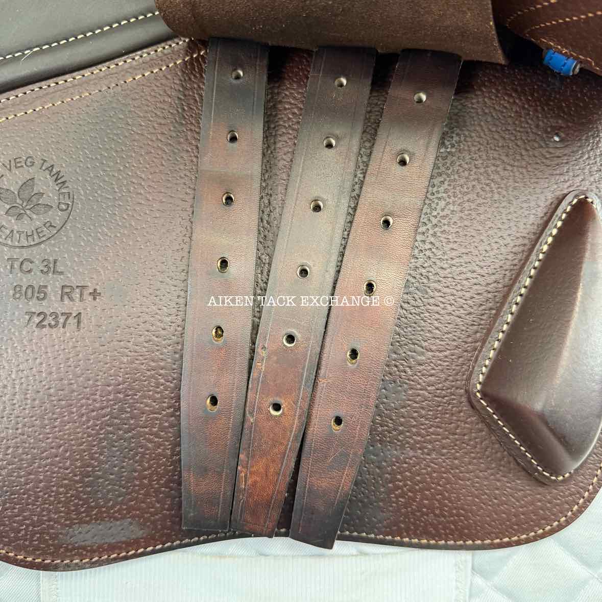 2019 CWD SE32 2GS Mademoiselle Close Contact Jump Saddle, 17" Seat - S1, 3L Flap, Dynamick Flex Tree - Medium, Full Buffalo Leather