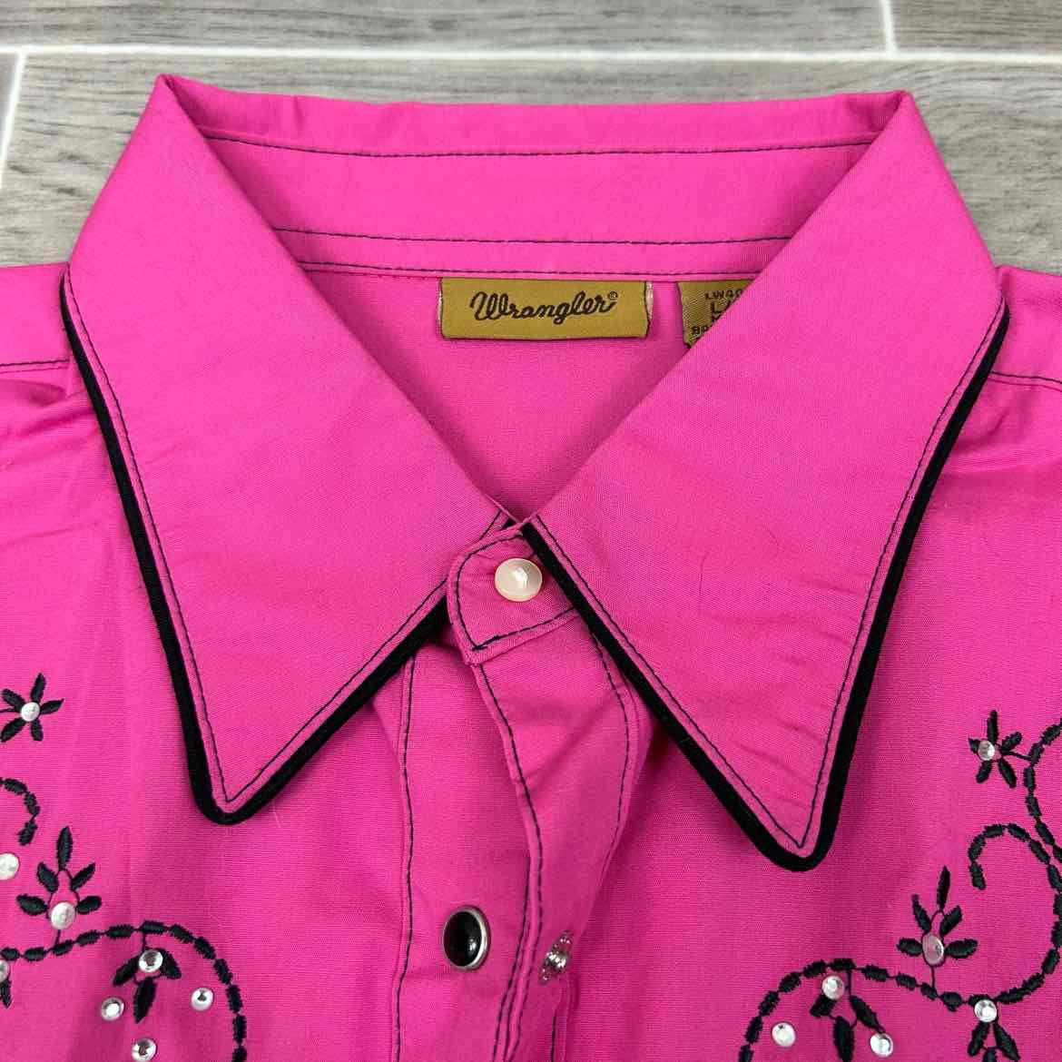 Wrangler Long Sleeve Snap Top, Size Large