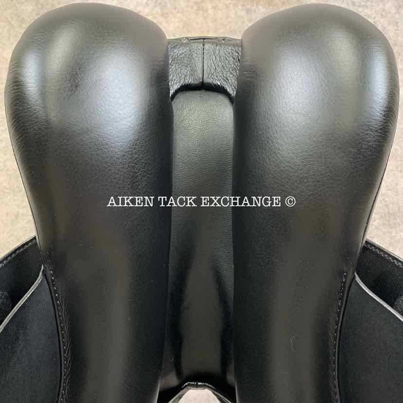 **SOLD** 2002 Kieffer Norbert Koof All Purpose Jump Saddle, 17" Seat, Wide Tree, Wool Flocked Panels