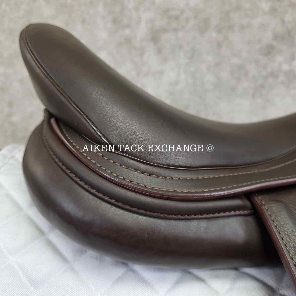 **SOLD** 2020 Prestige Synchrony CPS Jump Saddle, 17" Seat, 34 Tree - MW, Wool Flocked Panels