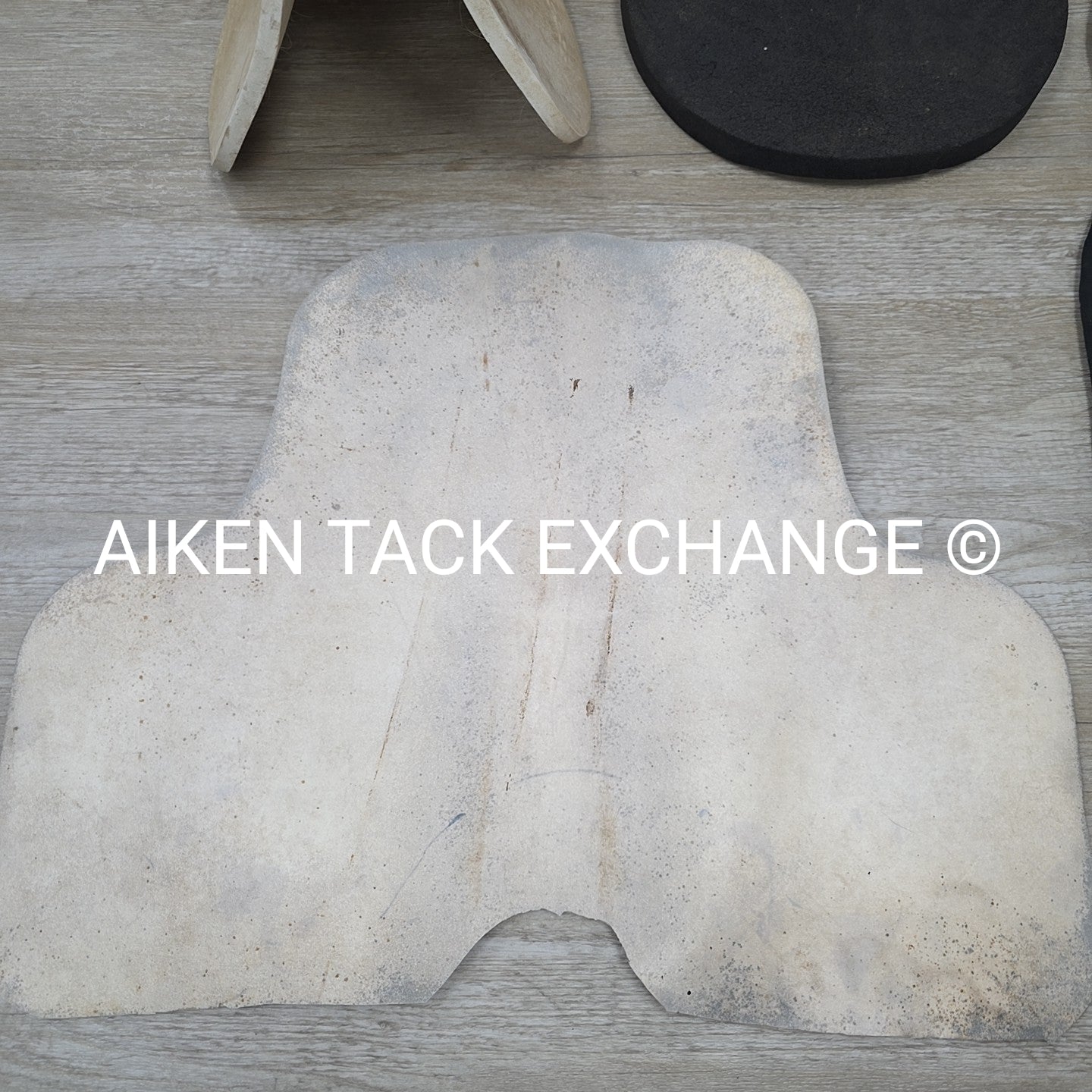 BARGAIN BUNDLE: 5 Half Pads, 2 Foam, Equigel, ThinLine, & Cashel Wedge