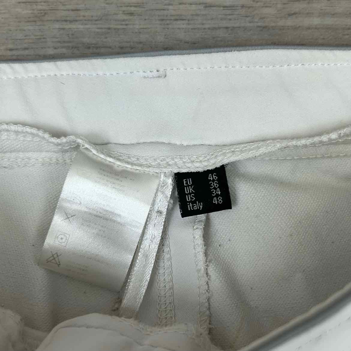 Cavallino Marino Full Seat Breeches, Size 34 (has blemishes)
