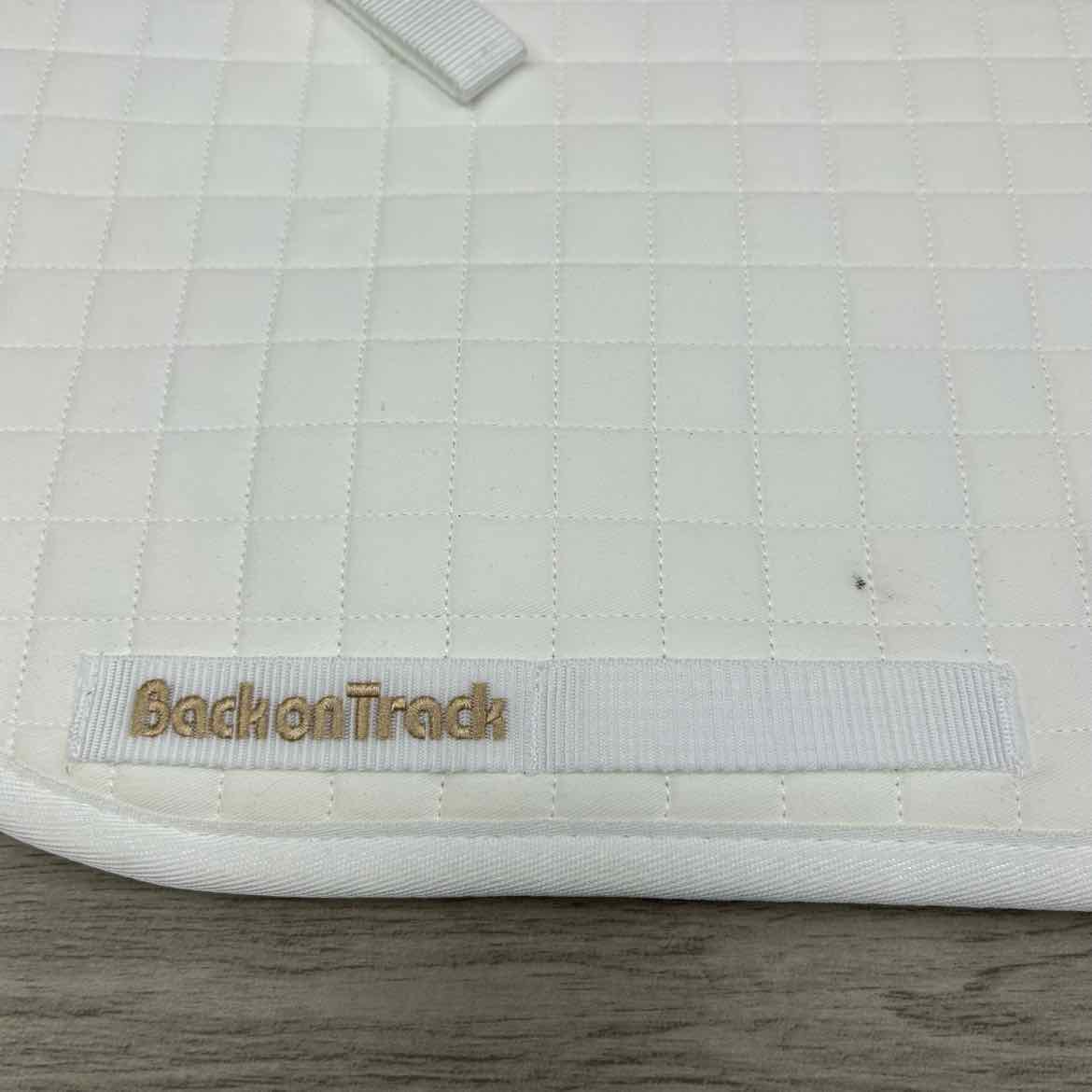 Back on Track Therapeutic Dressage Saddle Pad