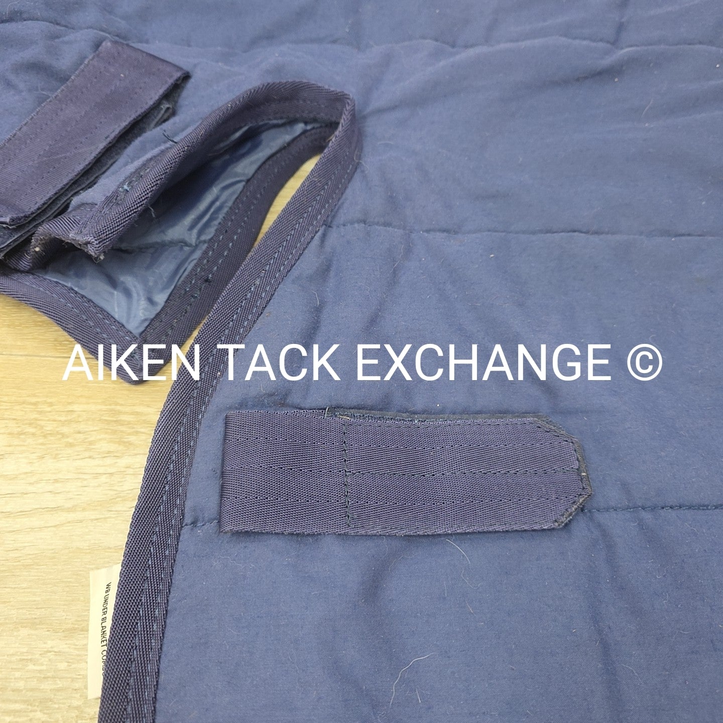 Weatherbeeta Under Rug Combo Neck, Medium Weight, Size 75" (blemishes)