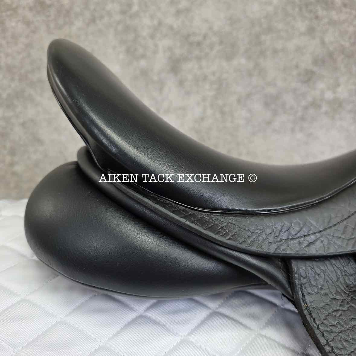 2020 County Epiphany Monoflap Dressage Saddle, 17.5" Seat, Medium Narrow Tree, Wool Flocked Panels