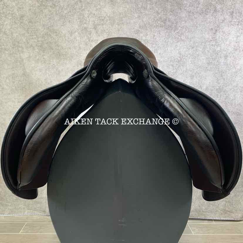 2013 Stubben Roxane CS Deluxe Jump Saddle, 19" Seat with Biomex, 30 cm Tree - Medium Wide, Wool Flocked Panels