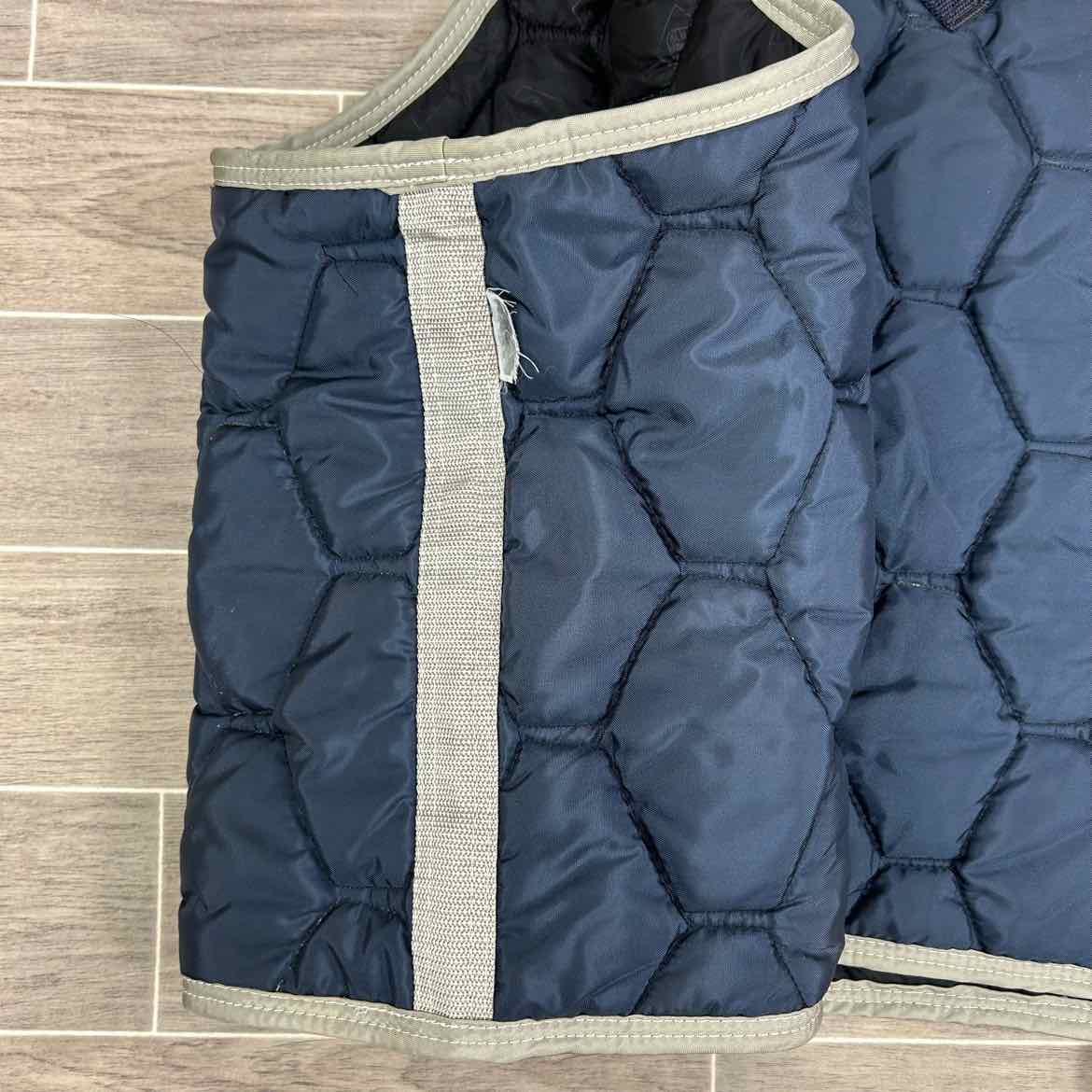 Big D All American Closed Front Stable Blanket, Size 74"