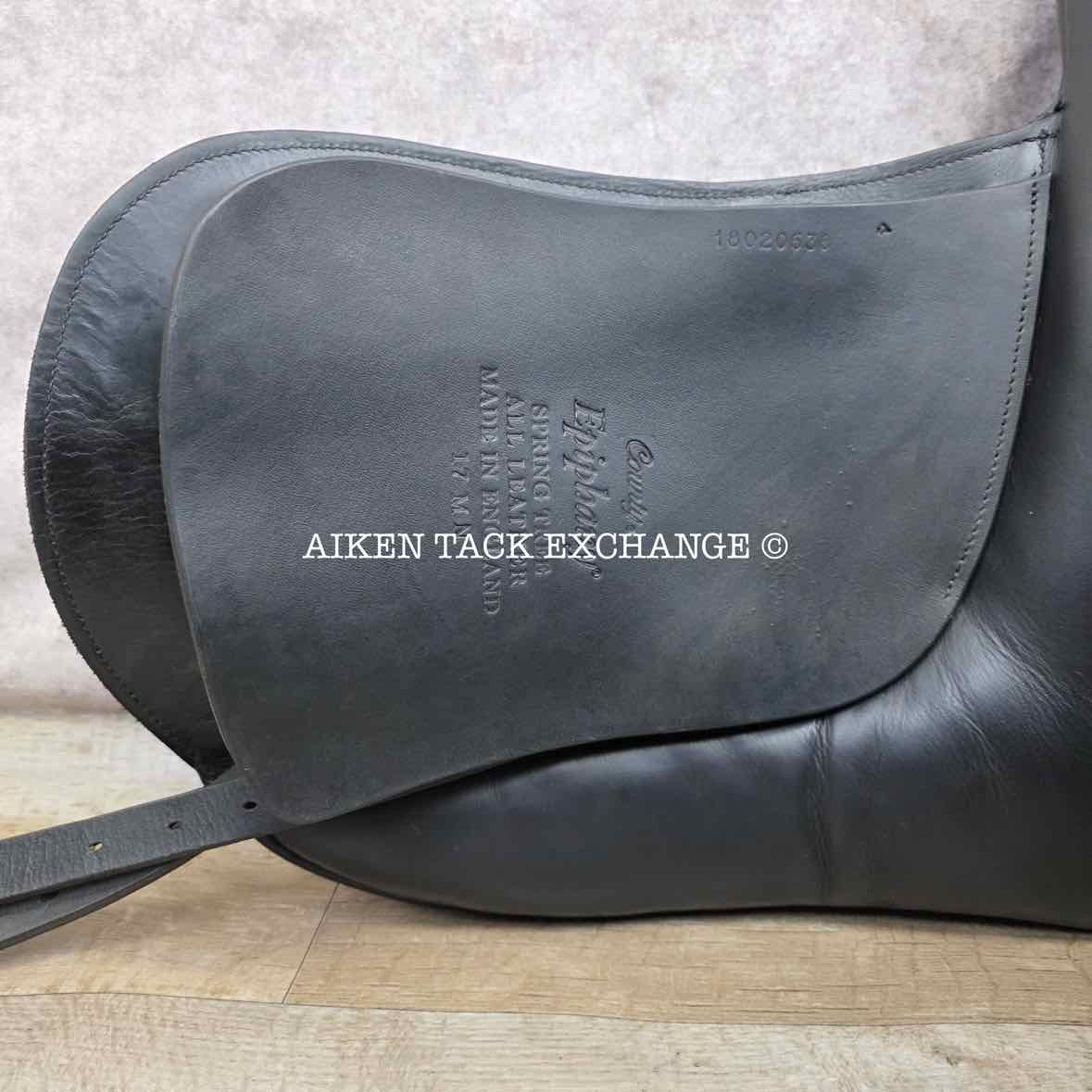 **SOLD** 2018 County Epiphany Monoflap Dressage Saddle, 17" Seat, Medium Narrow Tree, Wool Flocked Panels