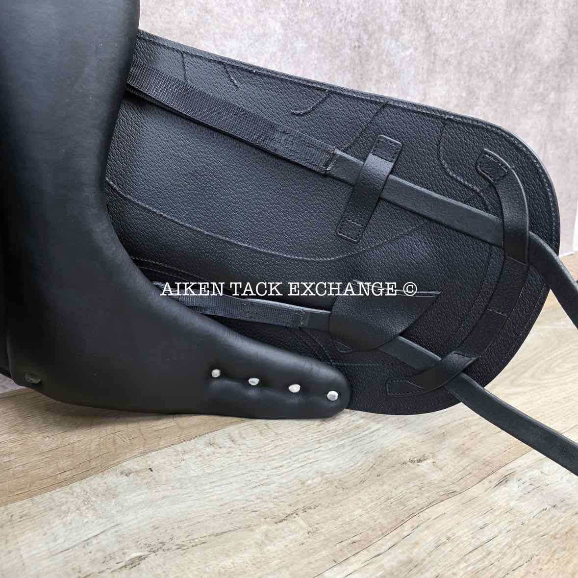 2025 Antares Tempo Monoflap Dressage Saddle, 18" Seat, 4C Flap, Medium Tree, Foam Panels, Full Buffalo Leather