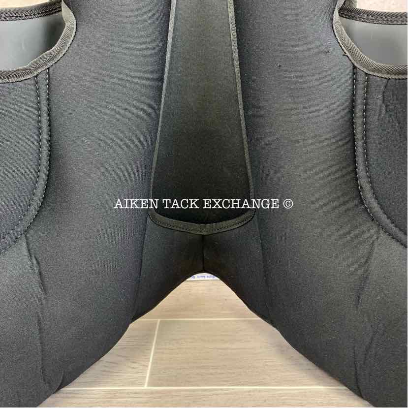 **SOLD** Thorowgood Maxam All Purpose Saddle, 17" Seat, Extra Wide Tree, Wool Flocked Panels