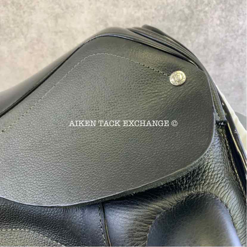 2018 Custom Saddlery Advantage Monoflap Dressage Saddle, 18" Seat, Adjustable Tree, Wool Flocked Pony Panels