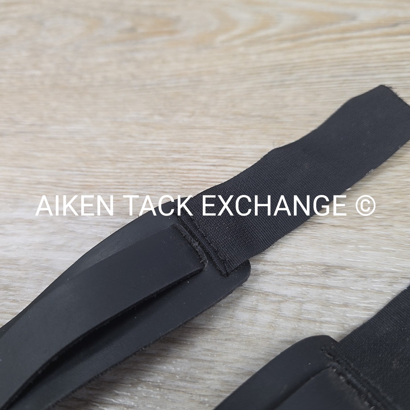 Camelot Quik N EZE Gerter Jodhpur Straps, Black, Size Large