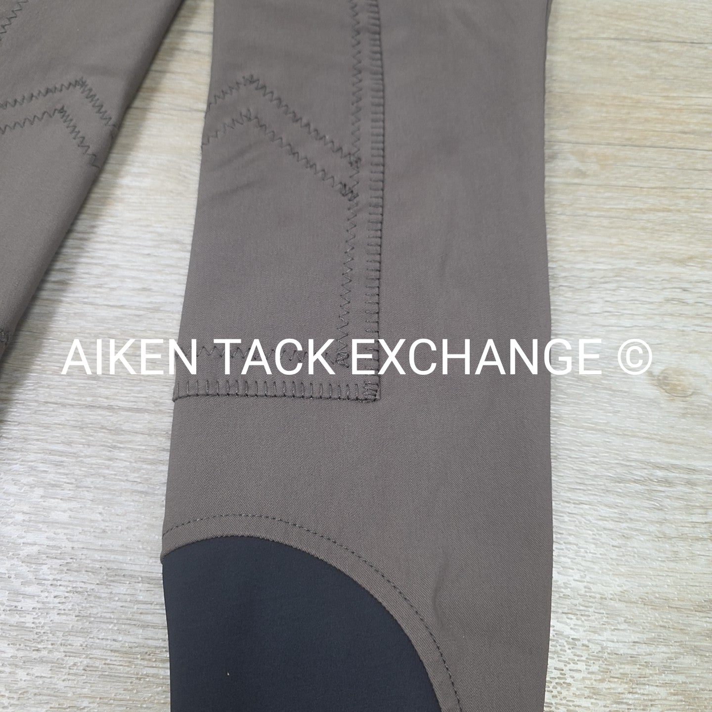 Equiline Knee Patch Breeches, Women's 42 (26)