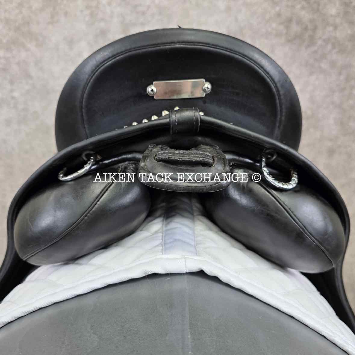 Zaldi Luso Deluxe Portuguese Dressage Saddle, 17" Seat, M/MW Tree, Wool Flocked Panels, Comes with Matching Tack & Accessories