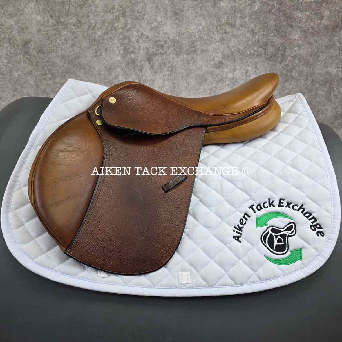 Beval LTD Close Contact Jump Saddle, 15" Seat, Medium Tree, Foam Panels