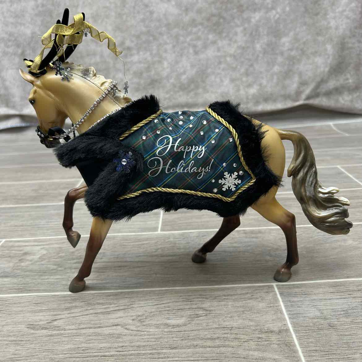 Breyer Brown Prancing Stallion with Holiday Blanket